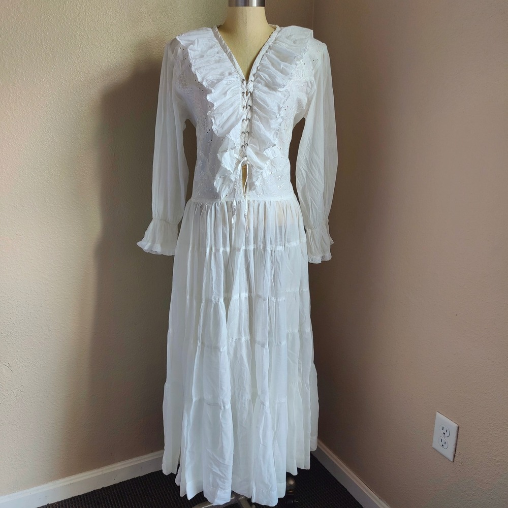 VTG White Cotton Eyelet Lace Up Prairie Maxi Dress Boho Wedding 90s M Victorian